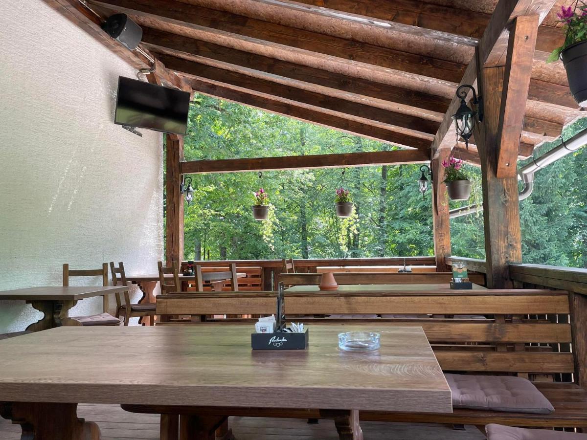 Hostel In Picerija Spajza 모스트라나 외부 사진